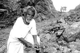 Kisah Dashrath Manjhi: Lelaki Gunung yang Membelah Bukit Demi Cinta